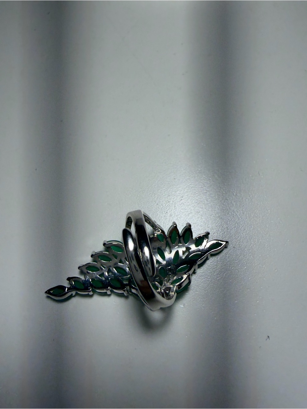 Green Marquise Cluster Cocktail Ring - Women Jewelry - Picture 2 of 2